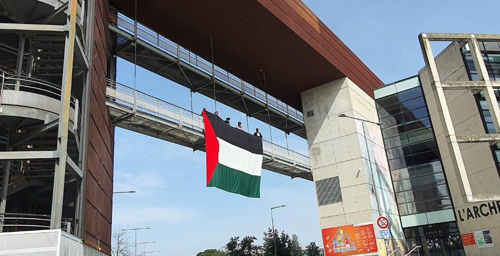 Aix, Nanterre, Sciences Po... : les facs font la guerre aux étudiants solidaires de la Palestine