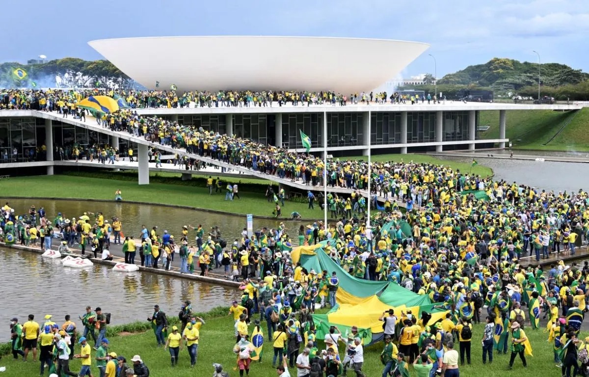 Brésil. Des militants pro-Bolsonaro envahissent les principaux lieux de pouvoir à Brasilia