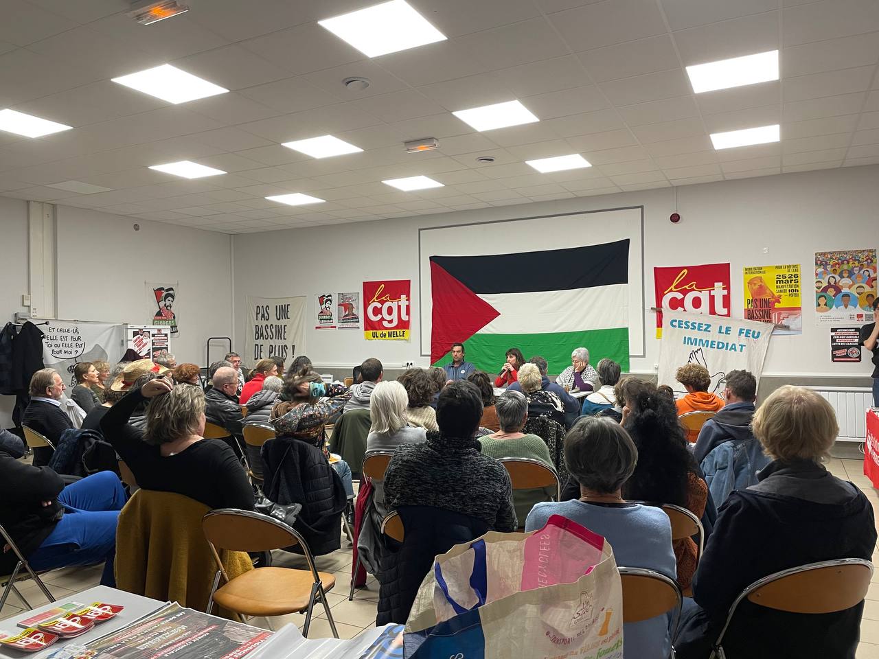 Salle comble à la soirée de la CGT Melle : la solidarité contre la répression se construit dans la région