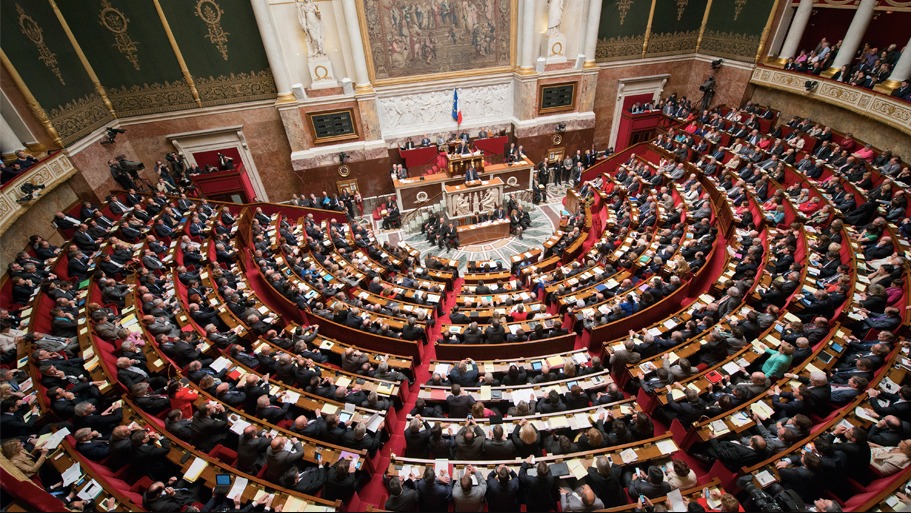 Loi immigration rejetée à l'Assemblée : gifle pour Darmanin et Macron, il faut lutter pour le retrait !