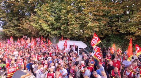 Répression pour faits de grève : près de 1000 personnes en soutien au secrétaire de la CGT Energie