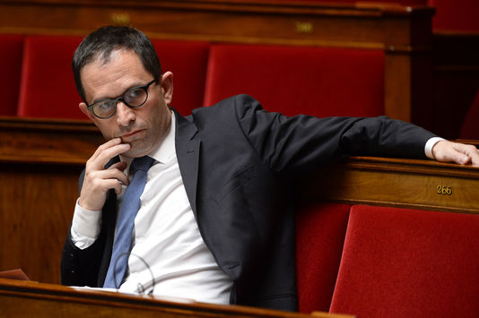 Hamon et la loi travail : le "frondeur" qui n'a pas osé faire tomber Valls