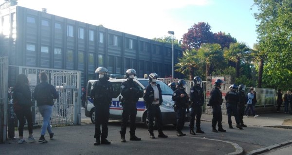 Répression à Rennes : la police accusée de menaces de viols et d'attouchement par des lycéennes mobilisées