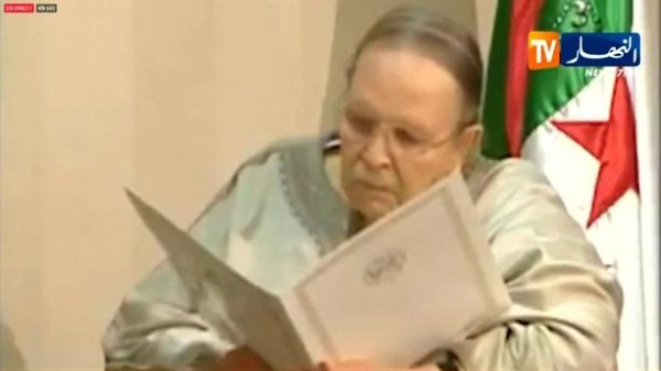 Silences gênés, petites phrases, les réactions officielles à l'international après la démission de Bouteflika 