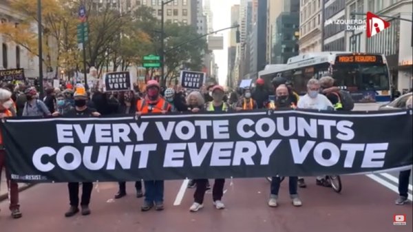 « Tous les votes comptent » : Manifestations aux États-Unis en défense des droits démocratiques