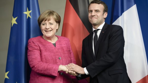 Macron-Merkel : rencontre autour de la réforme de la zone euro