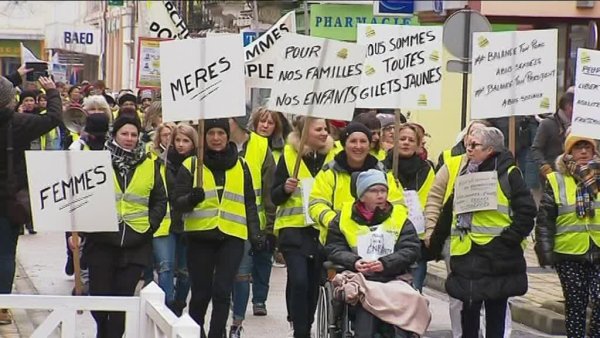 "La marche des femmes Gilets Jaunes me conforte dans cette idée : nous devons être toutes dans la rue"