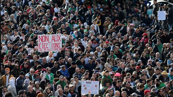Algérie : après la mascarade électorale, vers une généralisation de la grève ?