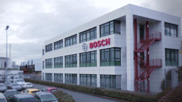 Chez Bosch Rodez, les salariés opposés à la reprise : "les pièces automobiles peuvent attendre !" 