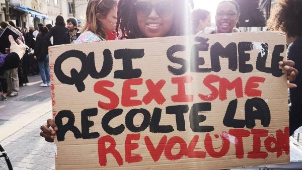 « Stop à la guerre faite aux femmes et aux minorités de genre ! » : le 8 septembre, mobilisons-nous !