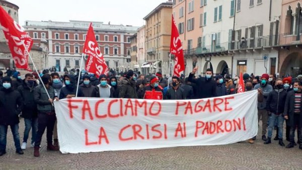  « Faisons payer la crise aux patrons » : journée de grève en Italie, travailleurs et étudiants mobilisés