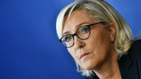 Une « priorité nationale » pour les HLM : la nouvelle mesure raciste de Le Pen