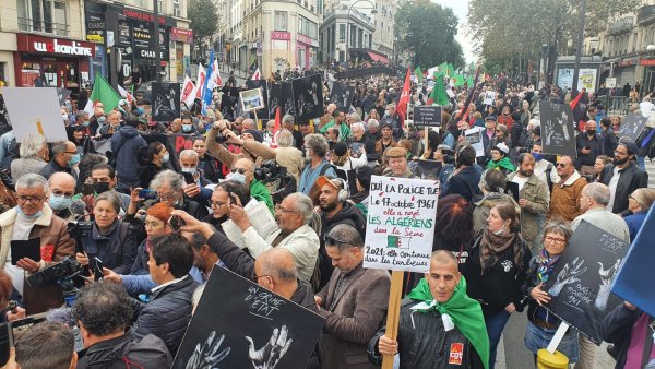 « L'État a noyé des Algériens ». Des milliers de manifestants en hommage aux morts du 17 octobre 1961