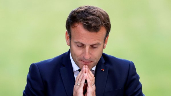 Macron face à l'ingouvernabilité : des brèches pour le mouvement de masse