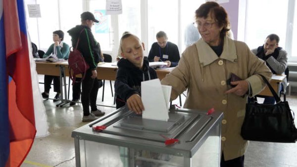 Après les référendums en Ukraine, la Russie va vers l'annexion de territoires 