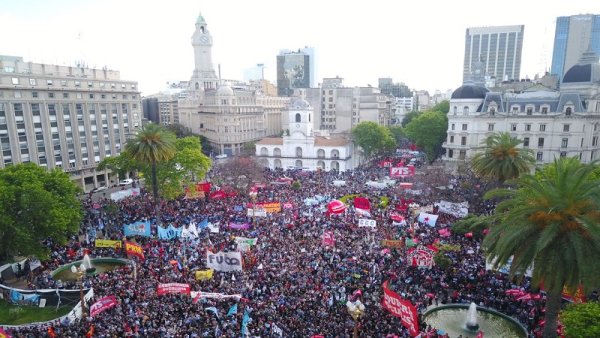 Argentine. Une mobilisation dans tout le pays pour Santiago à la veille des élections 