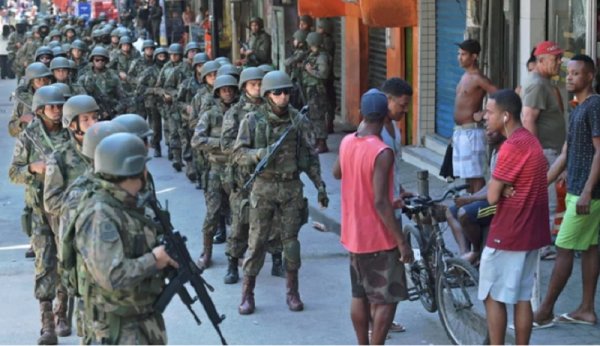 Clés pour comprendre l'intervention militaire à Rio de Janeiro