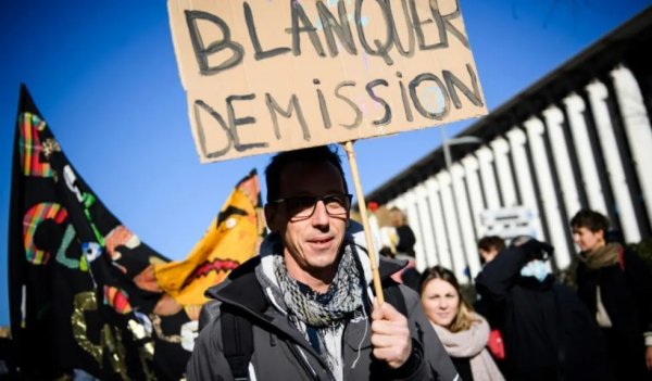 Blanquer à Ibiza : construire une mobilisation générale le 20 janvier pour imposer sa démission !