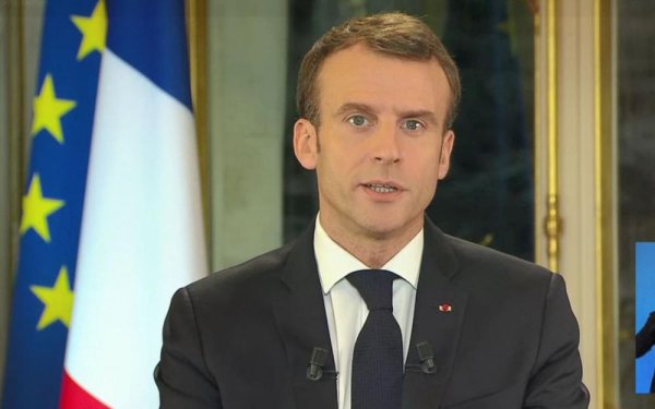 Macron concède sur la forme pour sauver son quinquennat et son plan néolibéral