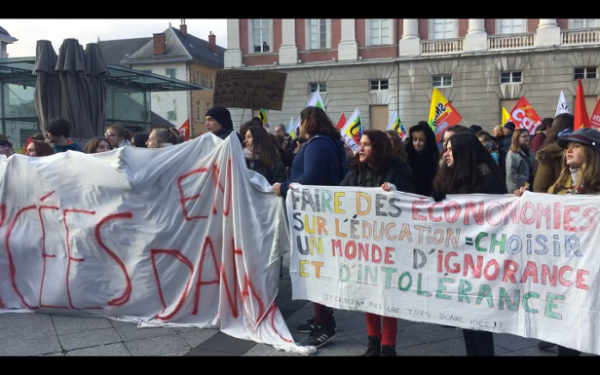 Chambéry. Un millier de personnes dans la rue contre le gouvernement
