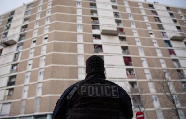 Tirs de policiers à Stains. L' « intention d'homicide » écartée, les policiers libérés en toute impunité