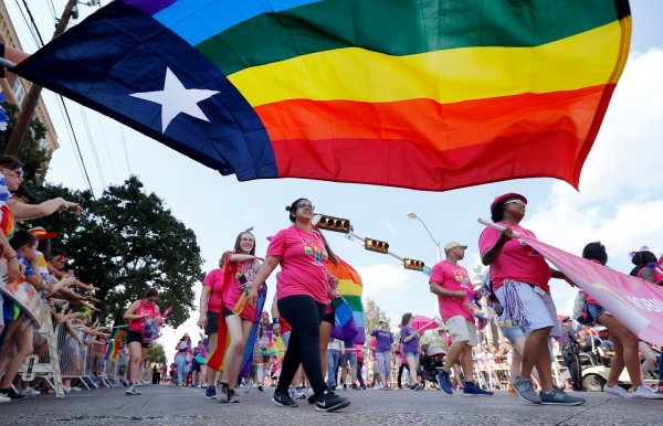 Le Texas prêt à interdire la sodomie, les attaques réactionnaires se poursuivent