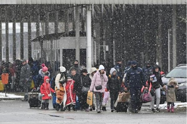 836 000 personnes fuient l'Ukraine : accueil inconditionnel de tous les réfugiés !