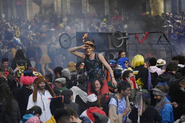 Carnaval à Marseille. Le gouvernement s'indigne pour mieux camoufler son échec