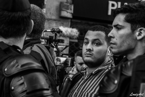 Taha Bouhafs relaxé : victoire face aux intimidations policières