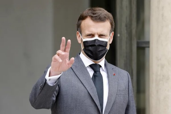 Allongement du délai de l'IVG : Macron tente de saboter la mesure approuvée à l'Assemblée