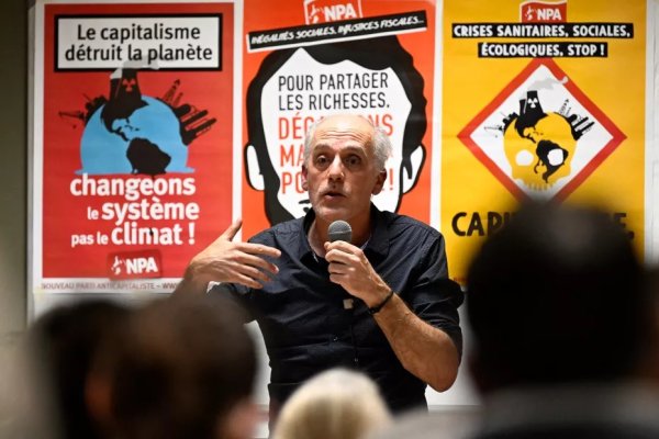 Philippe Poutou convoqué par la police : solidarité face à une intimidation d'État !