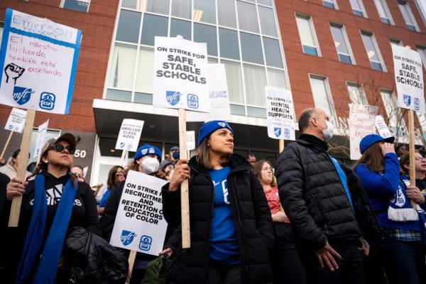 Minneapolis. Fin de la grève des enseignants en lutte pour leurs conditions de travail, le combat continue
