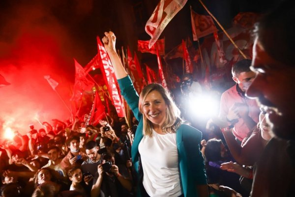 Elections argentines : la droite en tête, l'extrême gauche en 3ème position avec 1,27 million de voix