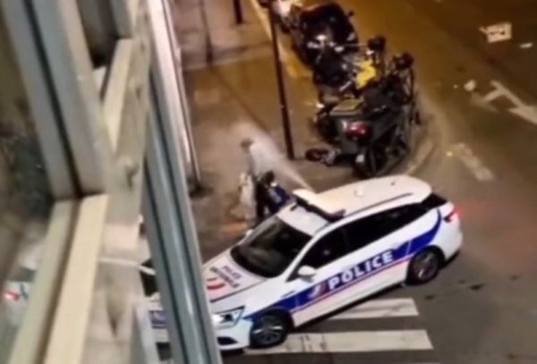 VIDEO. Au Bourget, la police asperge de gaz un sans-abri puis prend la fuite