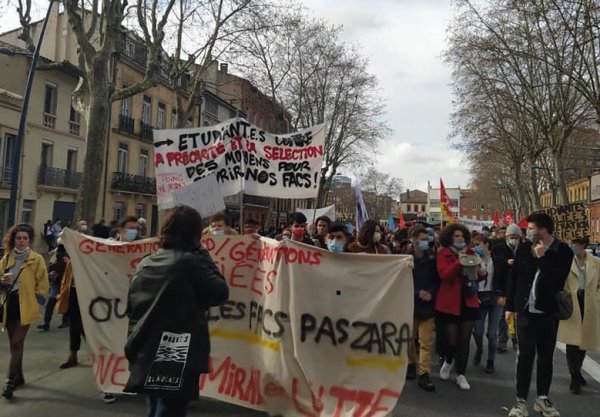A Toulouse, 3000 manifestants pour l'emploi. Il est urgent de construire un vrai plan de bataille !