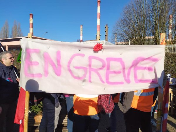 Grandpuits. Les grévistes RATP-SNCF convergent avec les raffineurs en grève