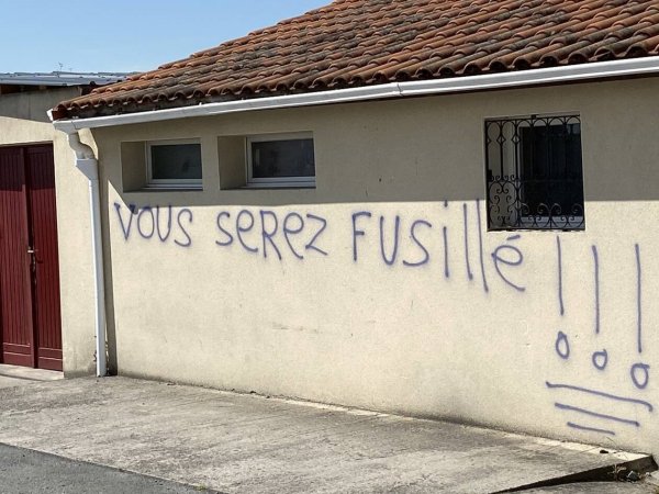 « Vous serez fusillé » : graffitis islamophobes sur une mosquée à Cholet