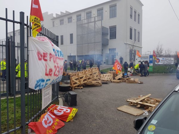 Général Electric. Les salariés en grève reconductible face aux licenciements à Villeurbanne 