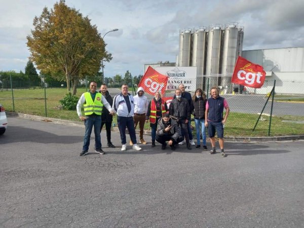 Victoire pour les travailleurs de Neuhauser en grève pour obtenir des postes supplémentaires !