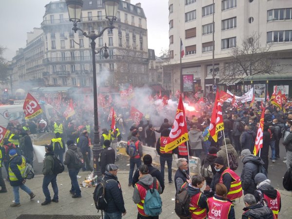 Paris. En grève, des métallos manifestent contre un projet de casse de leurs conditions de travail
