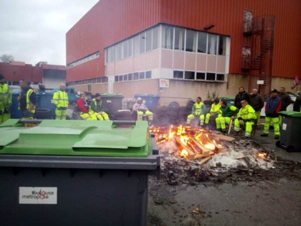 Toulouse. La grève des éboueurs se durcit et s'étend à de nouveaux dépôts : soutenons la mobilisation !