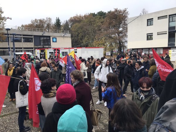 Bordeaux. 200 personnes au rassemblement unitaire contre les attaques de l'extrême droite