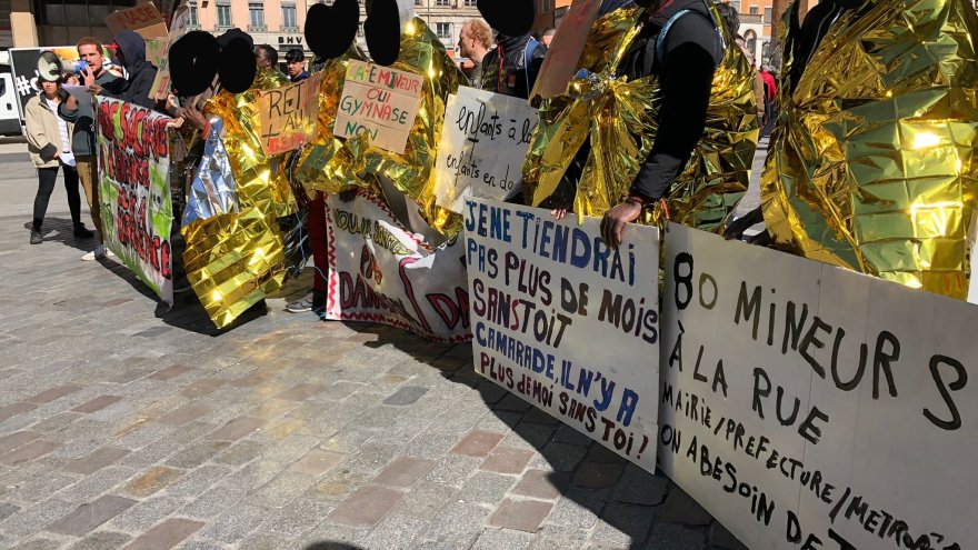 Situations des mineurs isolés à Lyon : la mairie EELV se rend complice de la politique de Darmanin