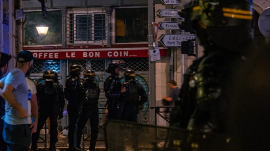 Terreur policière à Marseille : récits de trois jours de révoltes après la mort de Nahel