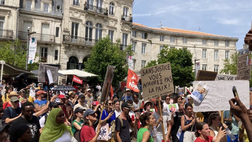 À Angoulême, une marche contre les violences policières et pour Alahoussein tué par la police